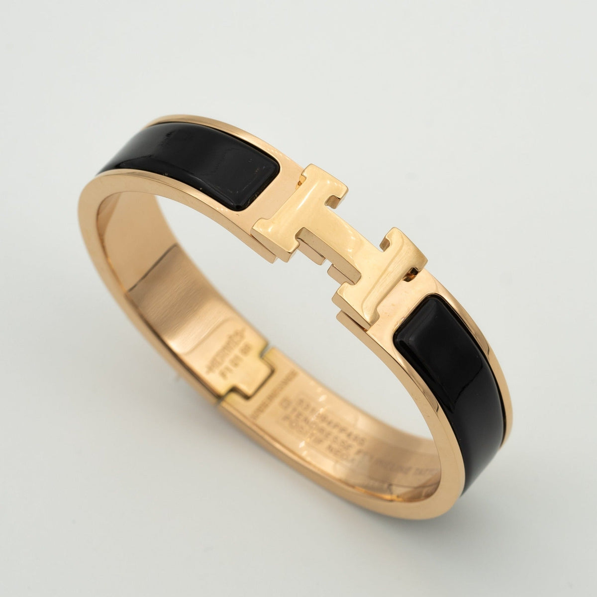 [⭐Mirelle]H BLACK BRACELET