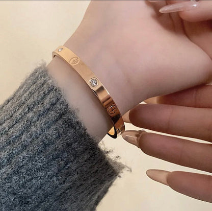 [⭐Mirelle] 2026 RAINBOW LOVE BRACELET 6.1MM  10 DIAMONDS