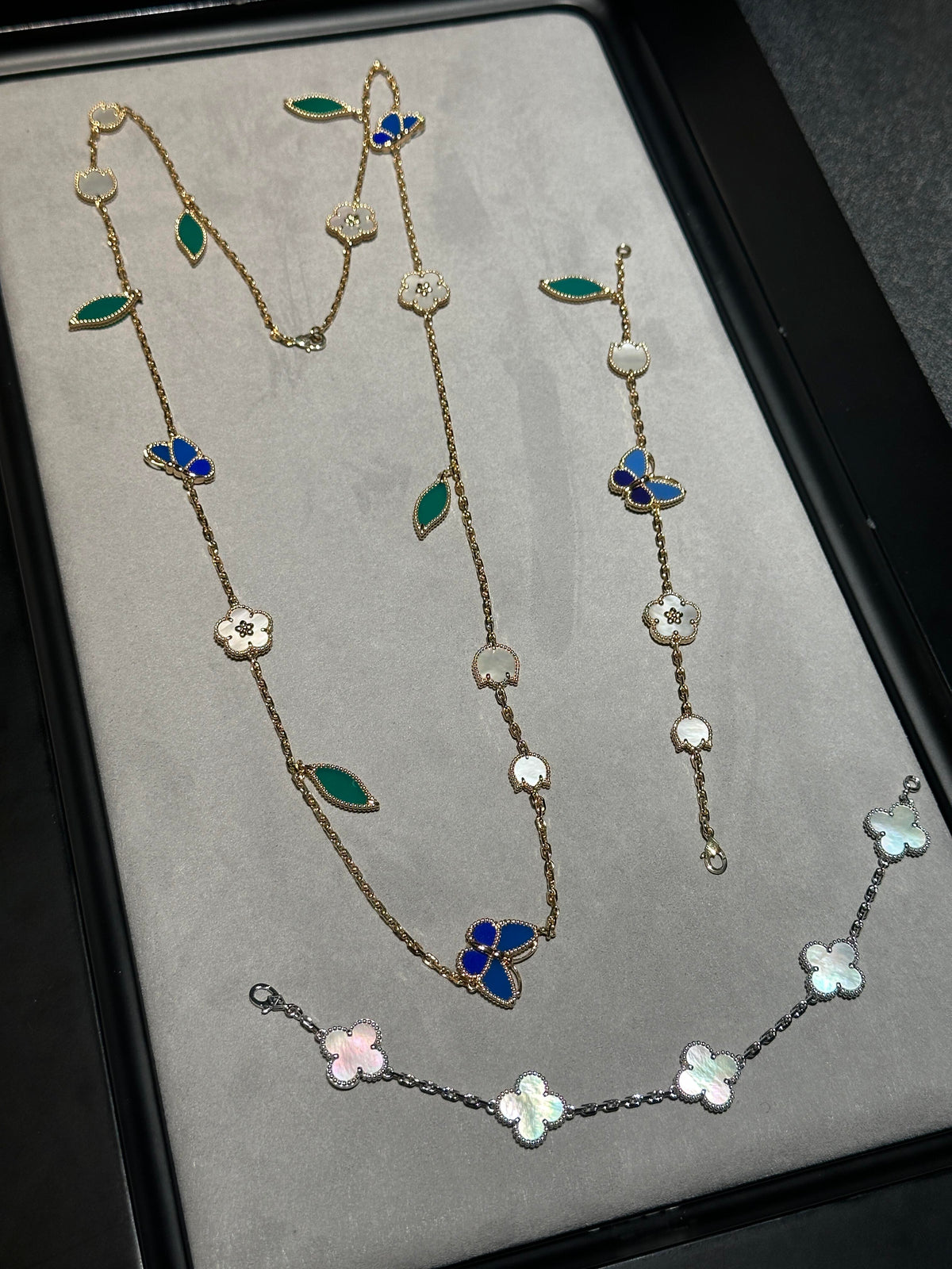[⭐Mirelle] 26 NEW CLOVER 15 MOTIFS LUCKY NECKLACE