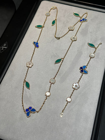[⭐Mirelle] 26 NEW CLOVER 15 MOTIFS LUCKY NECKLACE