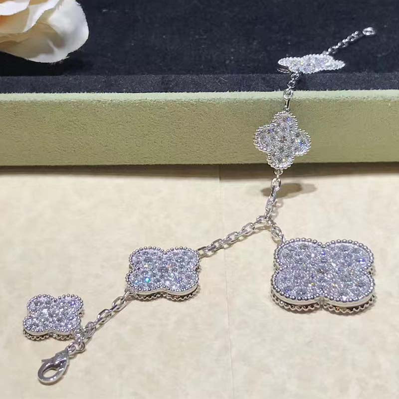 [⭐Mirelle]CLOVER 6 MOTIFS SILVER DIAMOND BRACELET