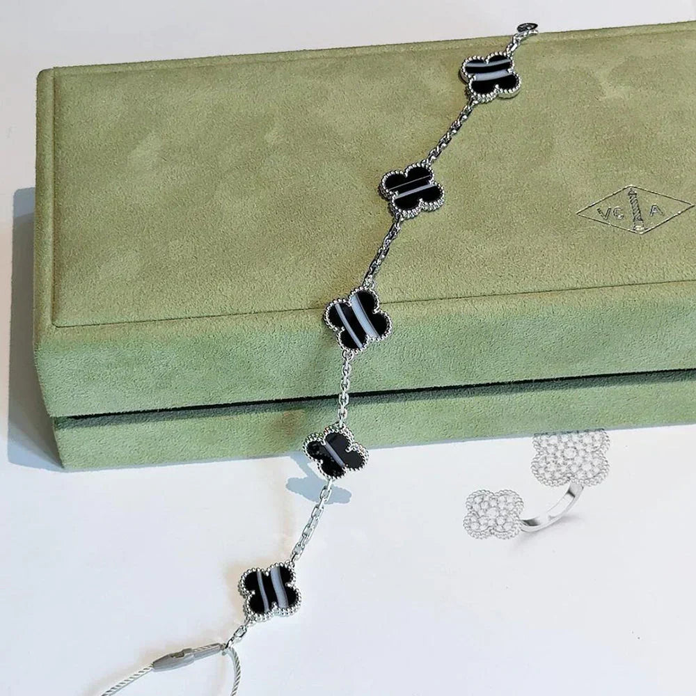 [⭐Mirelle] CLOVER 5 MOTIF PULSAR STONE BRACELET COLLECTION
