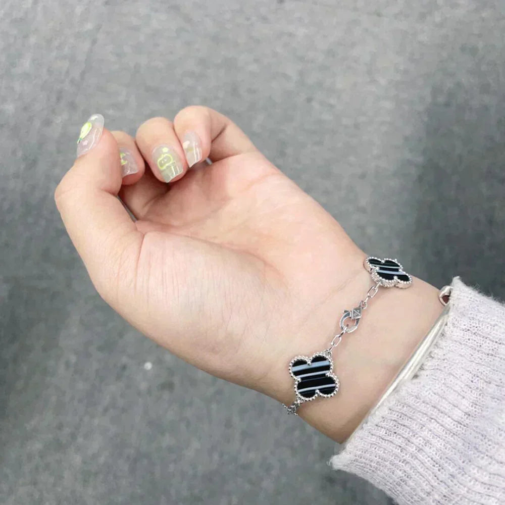 [⭐Mirelle] CLOVER 5 MOTIF PULSAR STONE BRACELET COLLECTION
