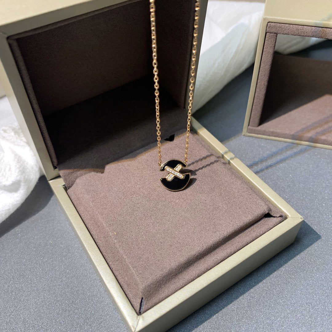 [⭐Mirelle]JEUX DE PINK GOLD DIAMOND NECKLACE