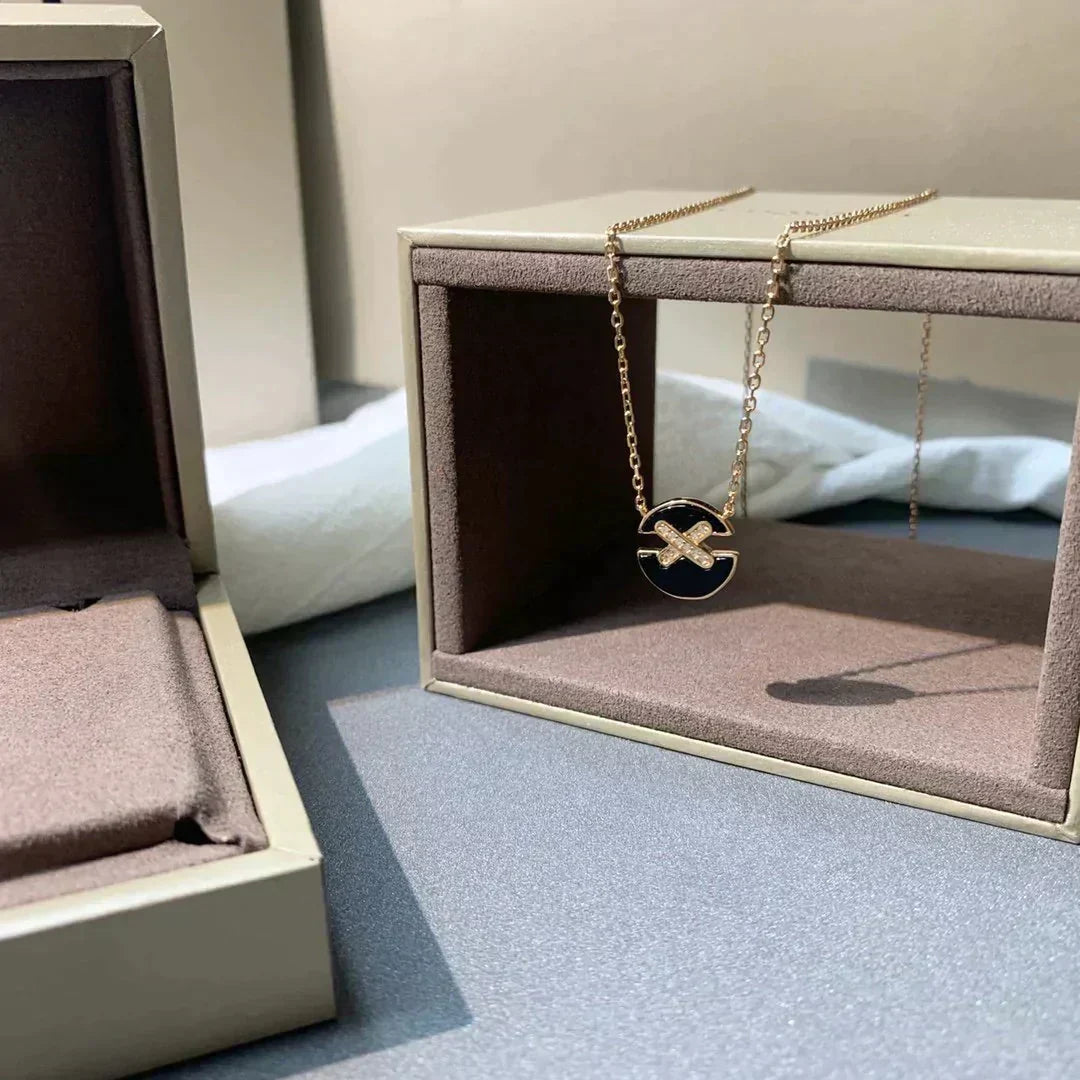 [⭐Mirelle]JEUX DE ROSE GOLD DIAMOND NECKLACE