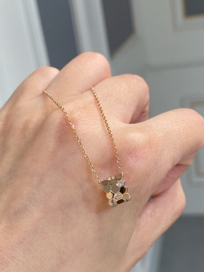 [⭐Mirelle]BEE LOVE DIAMOND NECKLACE