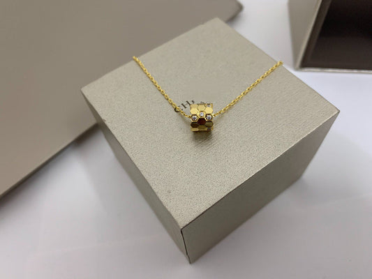 [⭐Mirelle]BEE LOVE DIAMOND NECKLACE