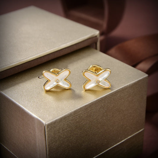 [⭐Mirelle]JEUX DE WHITE MOP GOLD DIAMOND EARRINGS