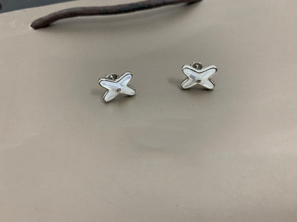 [⭐Mirelle]JEUX DE WHITE MOP SILVER DIAMOND EARRINGS