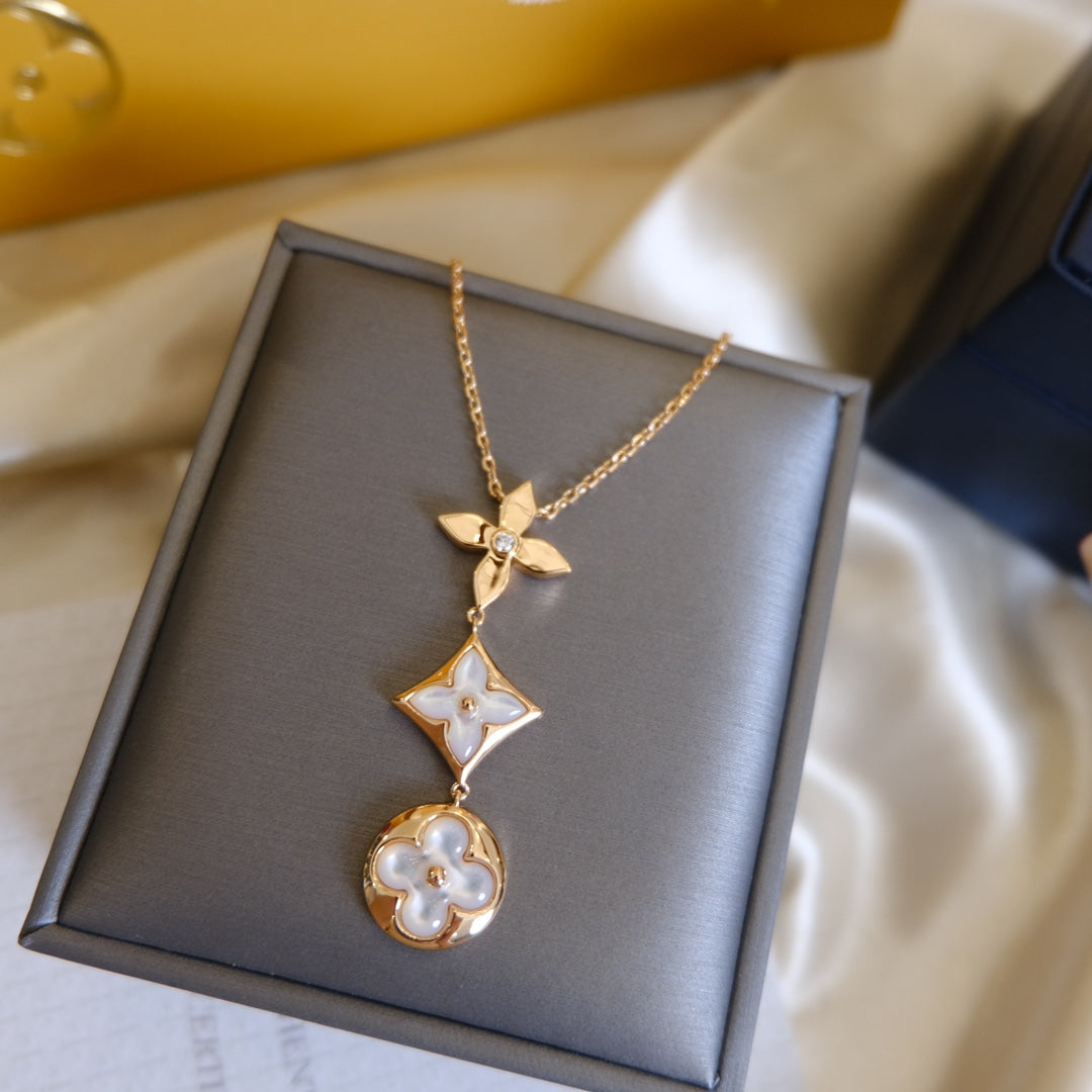 [⭐Mirelle]COLOR BLOSSOM LARIAT NECKLACE PINK GOLD WHITE MOTHER PEARL AND DIAMOND