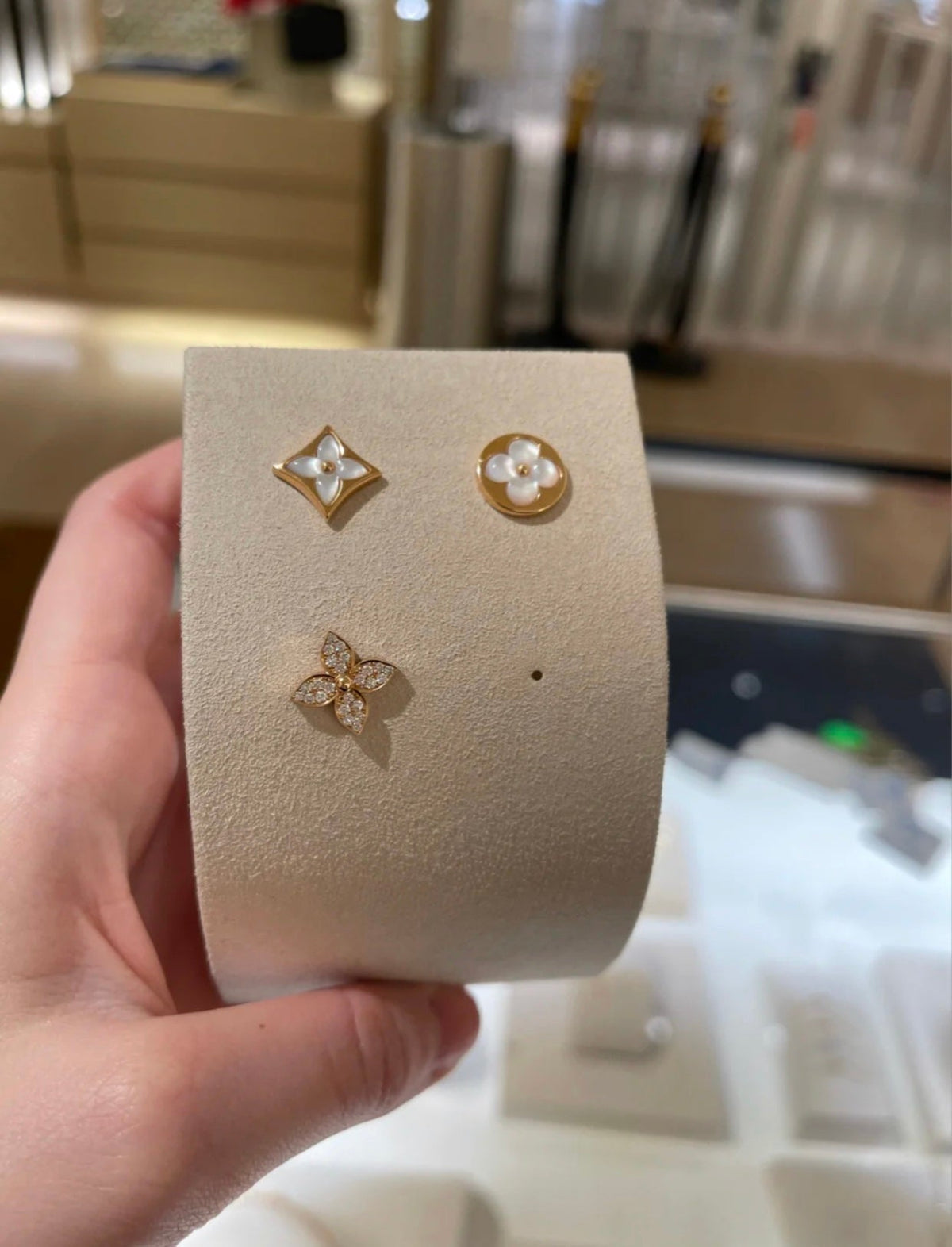 [⭐Mirelle]STAR BLOSSOM STUD EARRINGS PINK GOLD DIAMONDS