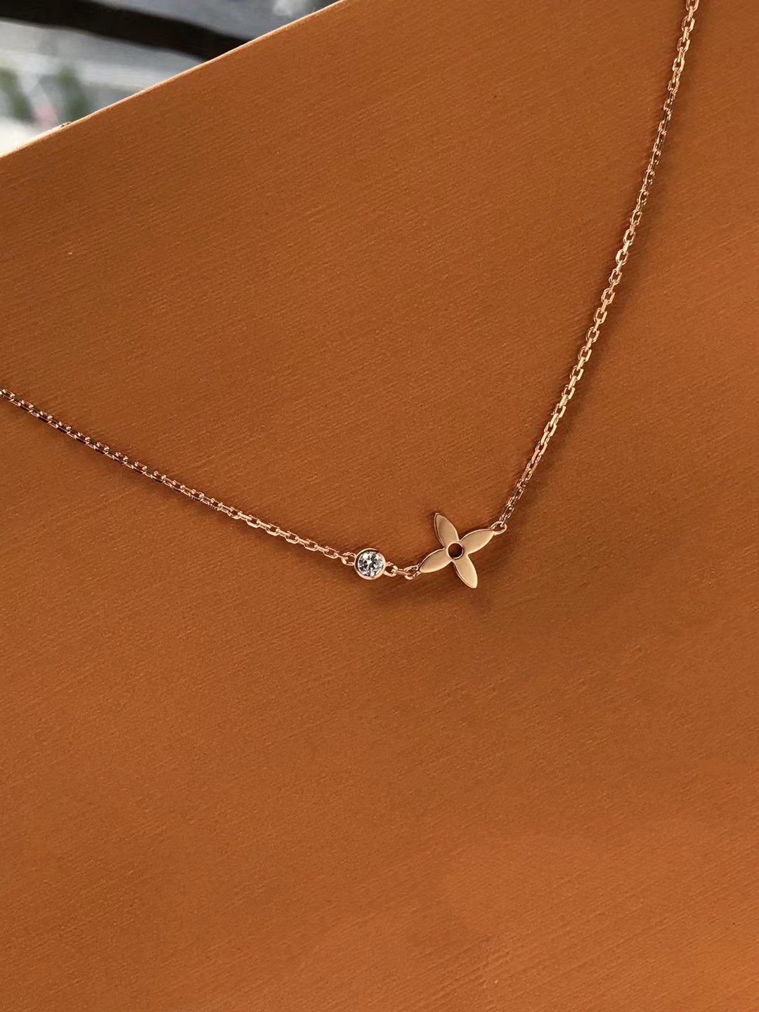 [⭐Mirelle]BLOSSOM PENDANT PINK GOLD AND DIAMOND