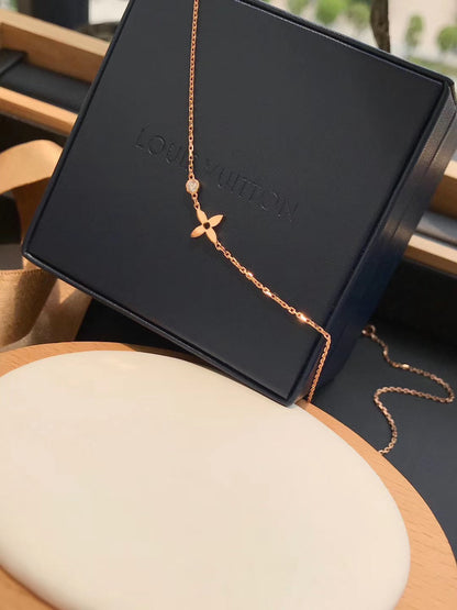 [⭐Mirelle]BLOSSOM PENDANT PINK GOLD AND DIAMOND