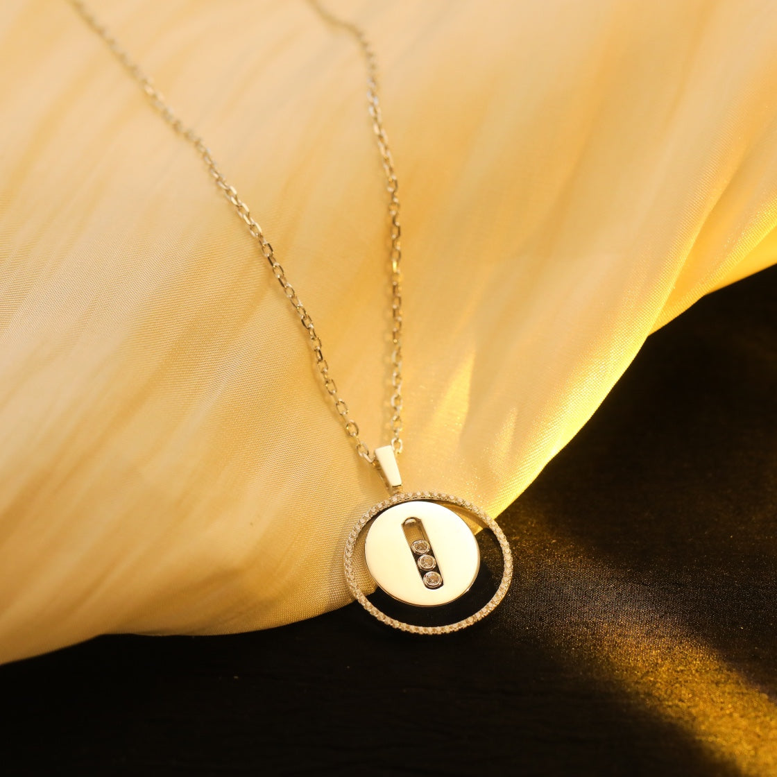 [⭐Mirelle]Demo MOVE MM SILVER DIAMOND NECKLACE