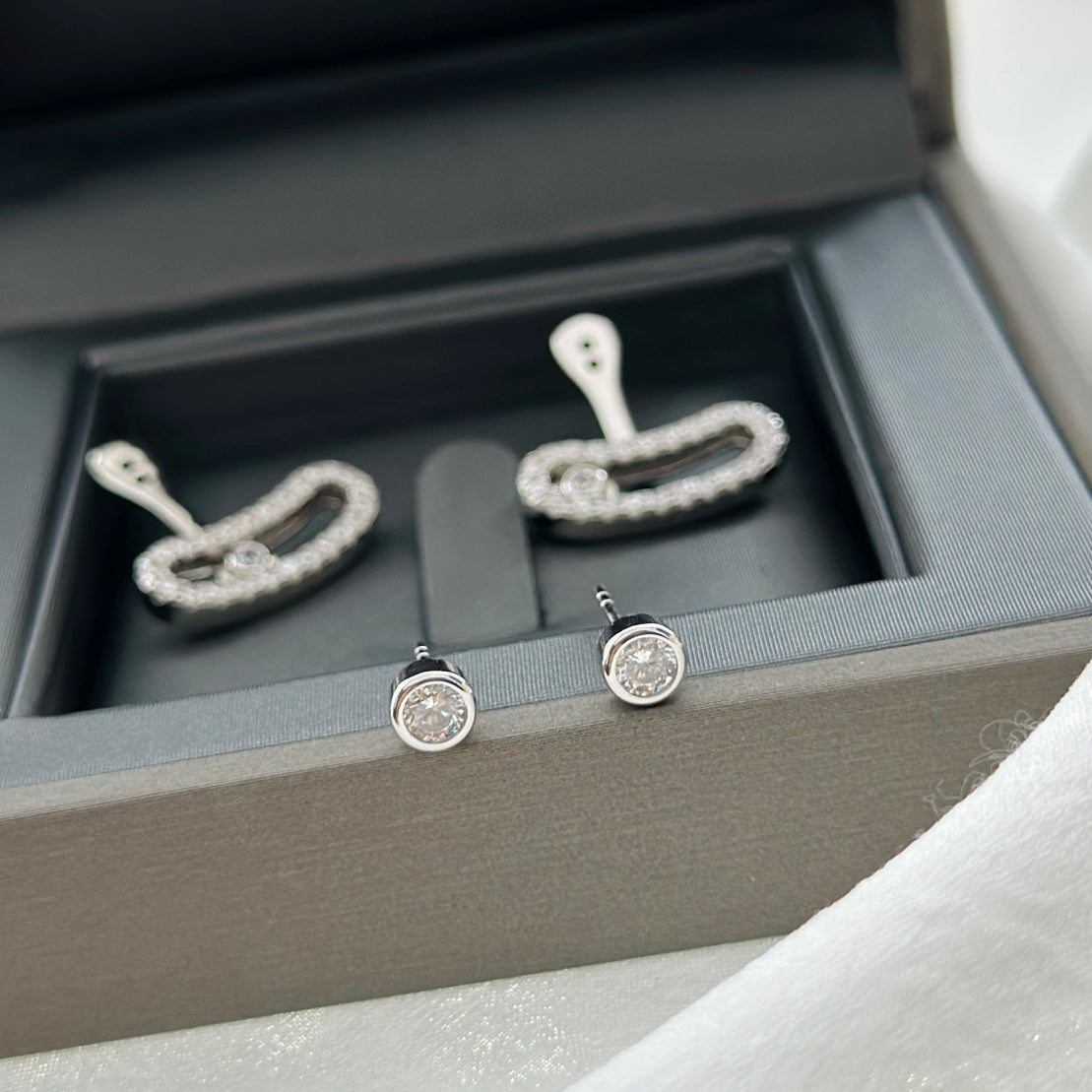 [⭐Mirelle]MOVE UNO SILVER DIAMOND EARRINGS