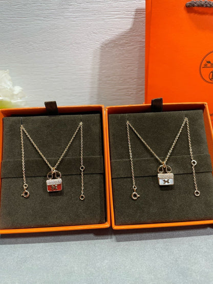 [⭐Mirelle]H CIRCE MOISSANITE PENDANT NECKLACE GOLD
