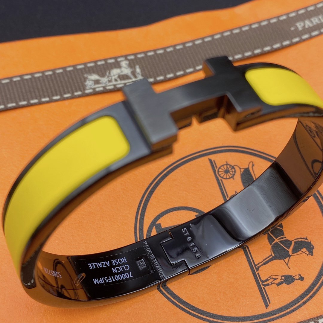 [⭐Mirelle]CLIC HM SO BLACK YELLOW BRACELET