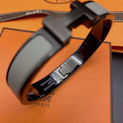 [⭐Mirelle]CLIC HM SO BLACK GREY BRACELET