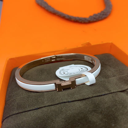 [⭐Mirelle]CLASSIC HM CLIC WHITE 8MM ENAMEL BRACELET