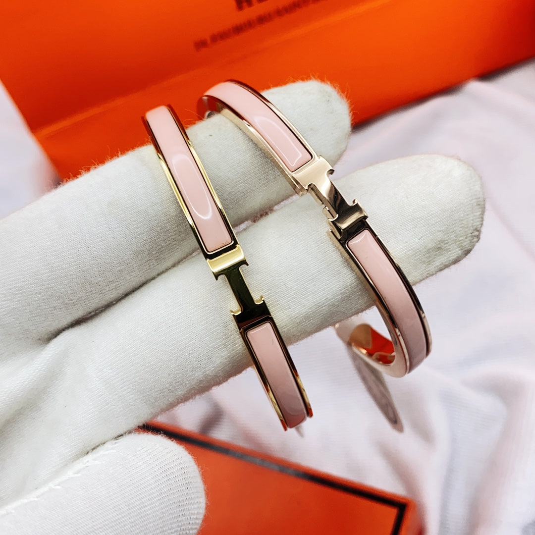[⭐Mirelle]CLASSIC HM CLIC  PINK 8MM ENAMEL BRACELET
