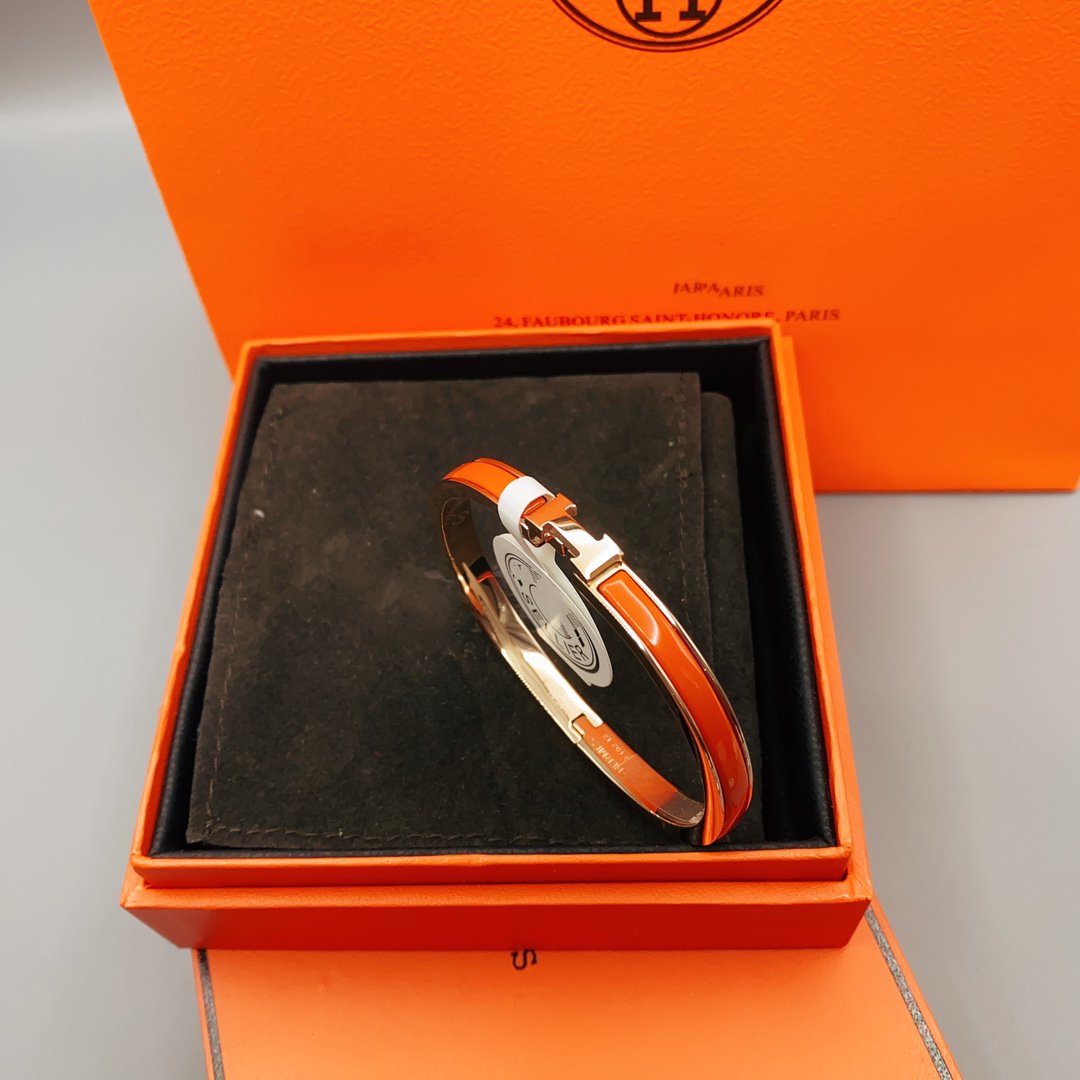 [⭐Mirelle]CLASSIC HM CLIC RED 8MM ENAMEL BRACELET