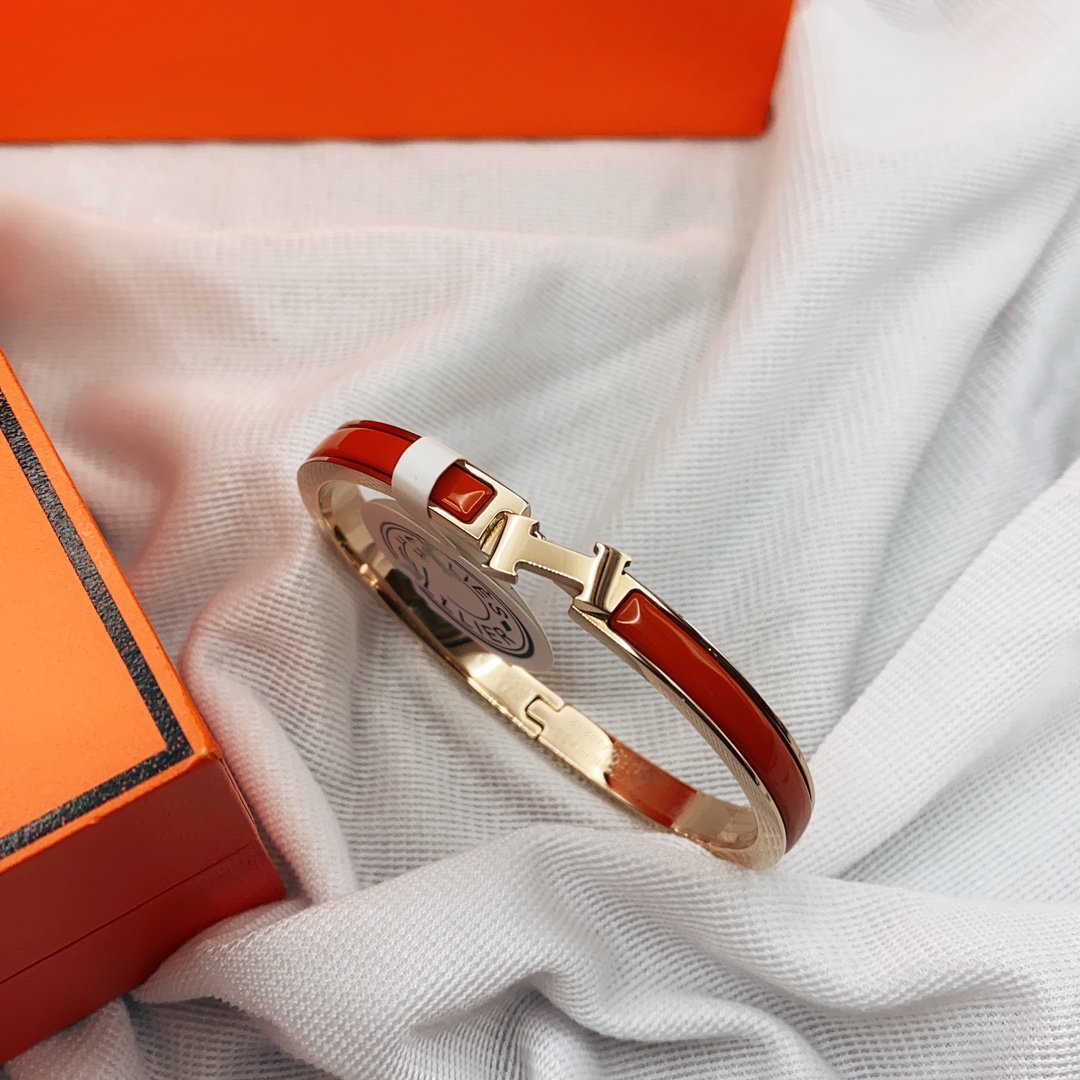 [⭐Mirelle]CLASSIC HM CLIC RED 8MM ENAMEL BRACELET