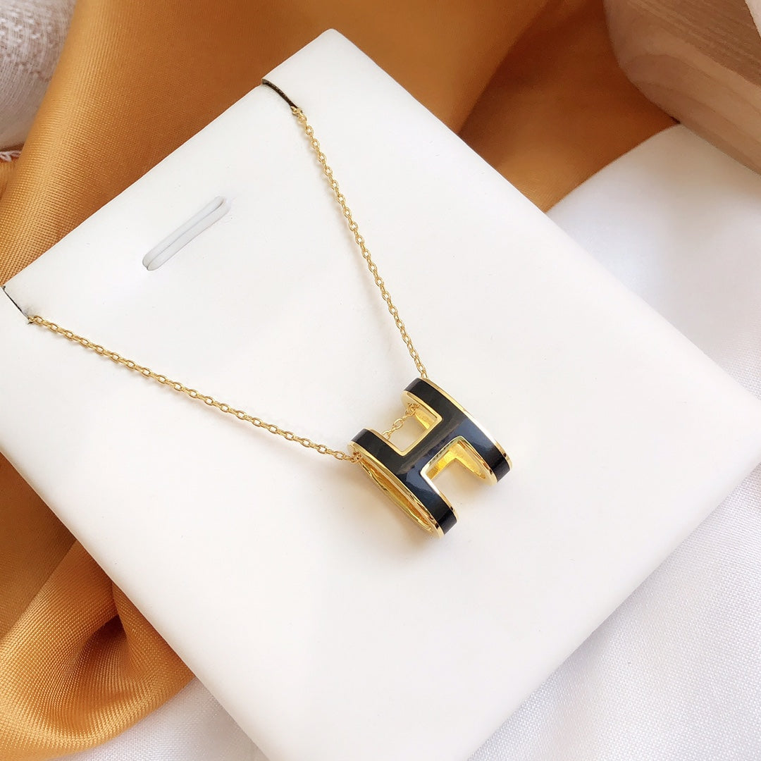 [⭐Mirelle]HM CLIC BLACK ENAMEL GOLD NECKLACE