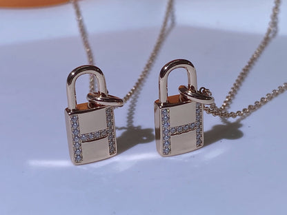 [⭐Mirelle]HM ADVANCED NICHE LOCK HEAD NECKLACE DIAMONDS