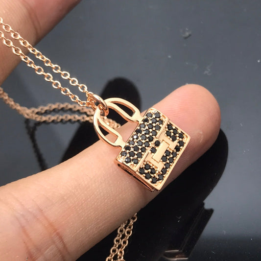 [⭐Mirelle]HM NECKLACE ARRIVAL BLACK DIAMOND