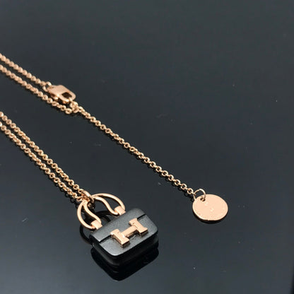 [⭐Mirelle]WOMEN'S HM AMULETTES CONSTANCE PENDANT NECKLACE