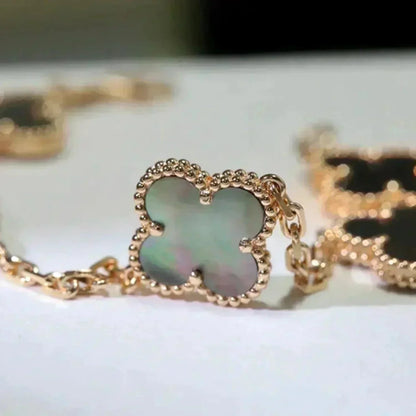 [⭐Mirelle] CLOVER 5 MOTIF GRAY MOP BRACELET COLLECTION