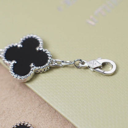 [⭐Mirelle] CLOVER 5 MOTIF ONYXS BRACELET COLLECTION