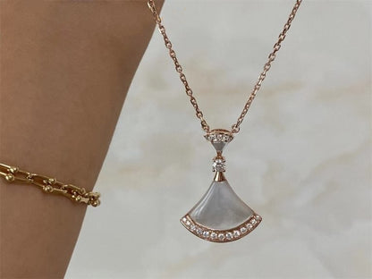 [⭐Mirelle]DREAM NECKLACE MOP PINK GOLD DIAMOND