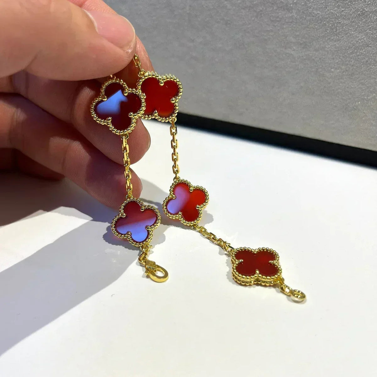 [⭐Mirelle] CLOVER 5 MOTIF RED CORNELIAN BRACELET COLLECTION