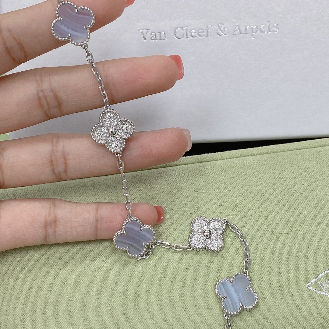 [⭐Mirelle] CLOVER 5 MOTIF PURPLE CHALCEDONY BRACELET COLLECTION