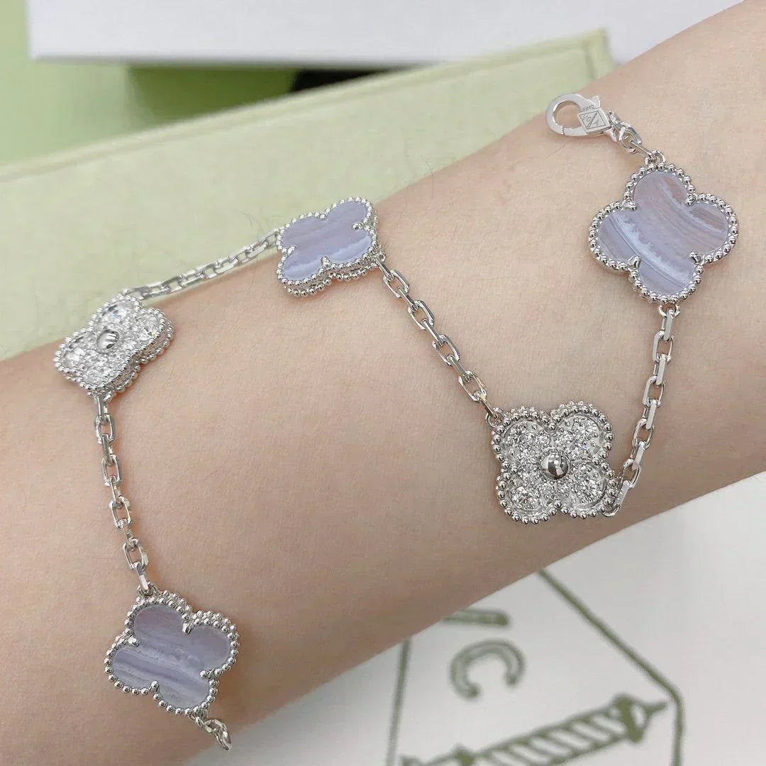 [⭐Mirelle] CLOVER 5 MOTIF PURPLE CHALCEDONY BRACELET COLLECTION