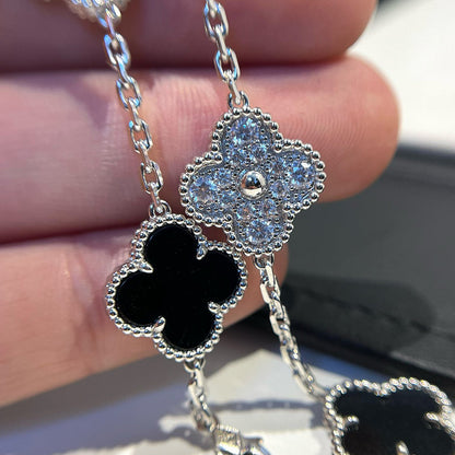 [⭐Mirelle] CLOVER 5 MOTIF ONYXS BRACELET COLLECTION