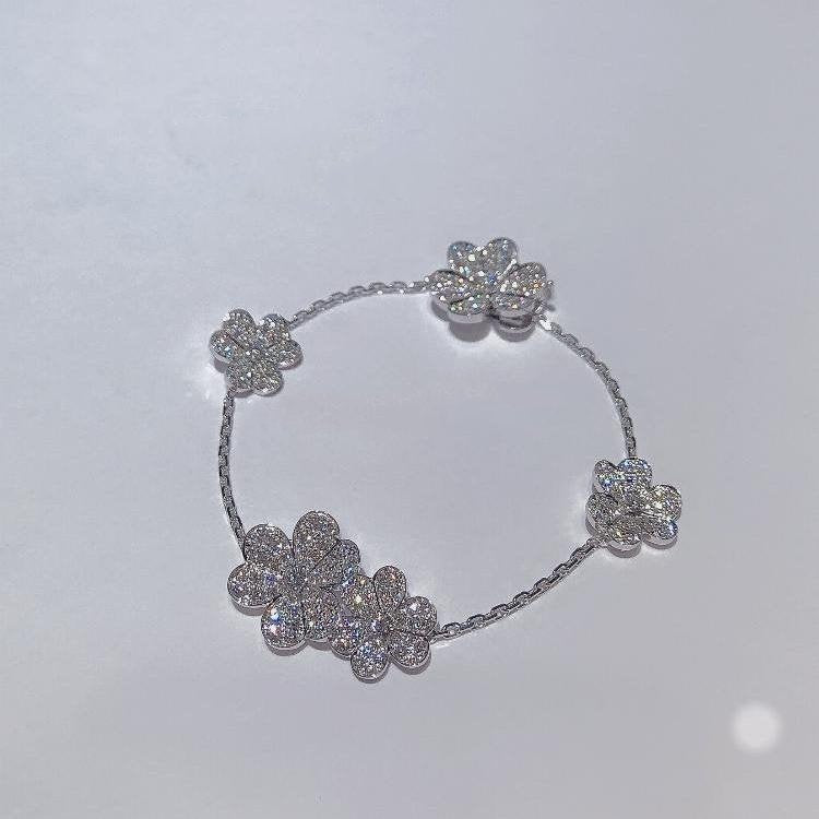 [⭐Mirelle]FRIVOLE SILVER 5 FLOWERS BRACELET