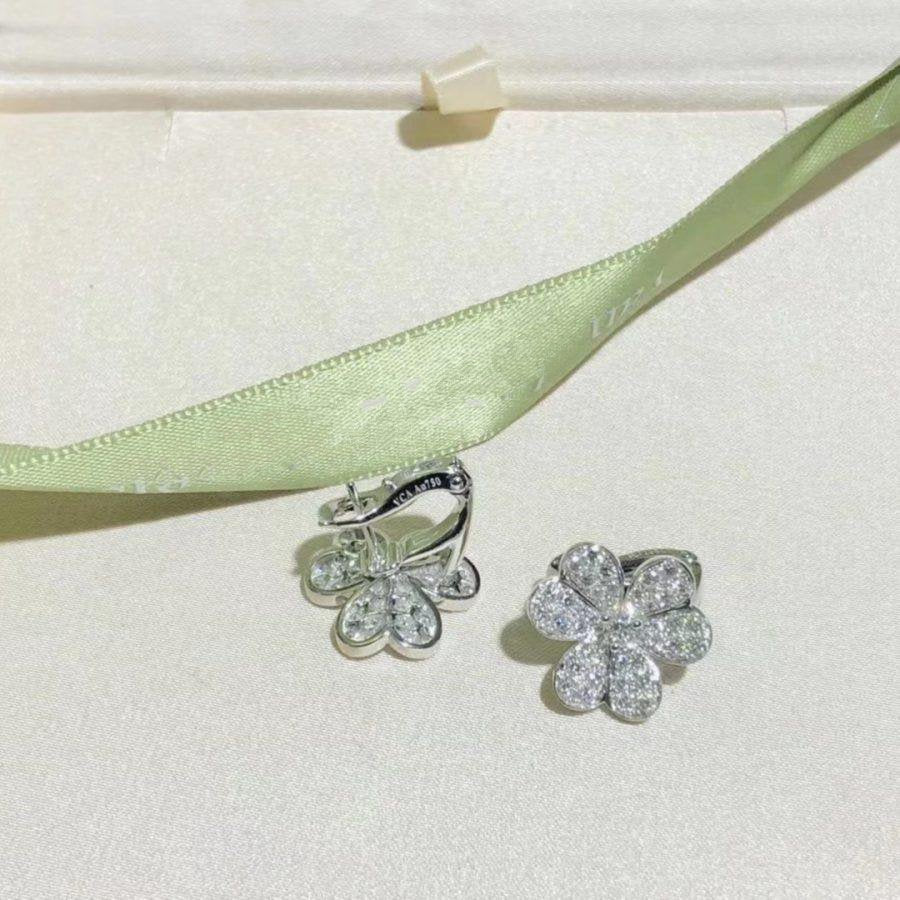 [⭐Mirelle]FRIVOLE SILVER FLOWER DIAMOND EARRINGS