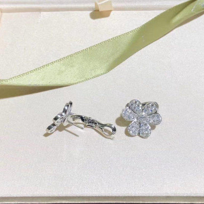 [⭐Mirelle]FRIVOLE SILVER FLOWER DIAMOND EARRINGS