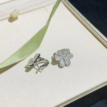 [⭐Mirelle]FRIVOLE SILVER FLOWER DIAMOND EARRINGS