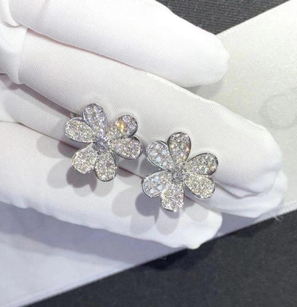 [⭐Mirelle]FRIVOLE SILVER FLOWER DIAMOND EARRINGS