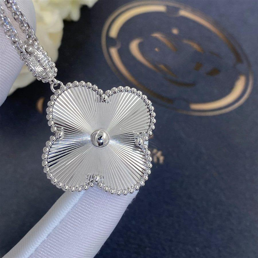 [⭐Mirelle]CLOVER 25MM SILVER BIG CLOVER NECKLACE
