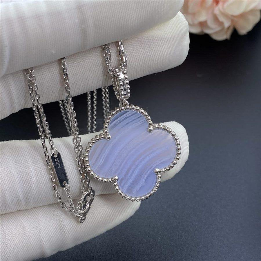 [⭐Mirelle]CLOVER SILVER CHALCEDONY BIG CLOVER NECKLACE