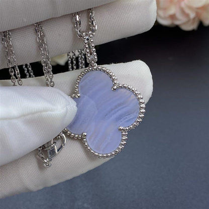 [⭐Mirelle]CLOVER SILVER CHALCEDONY BIG CLOVER NECKLACE