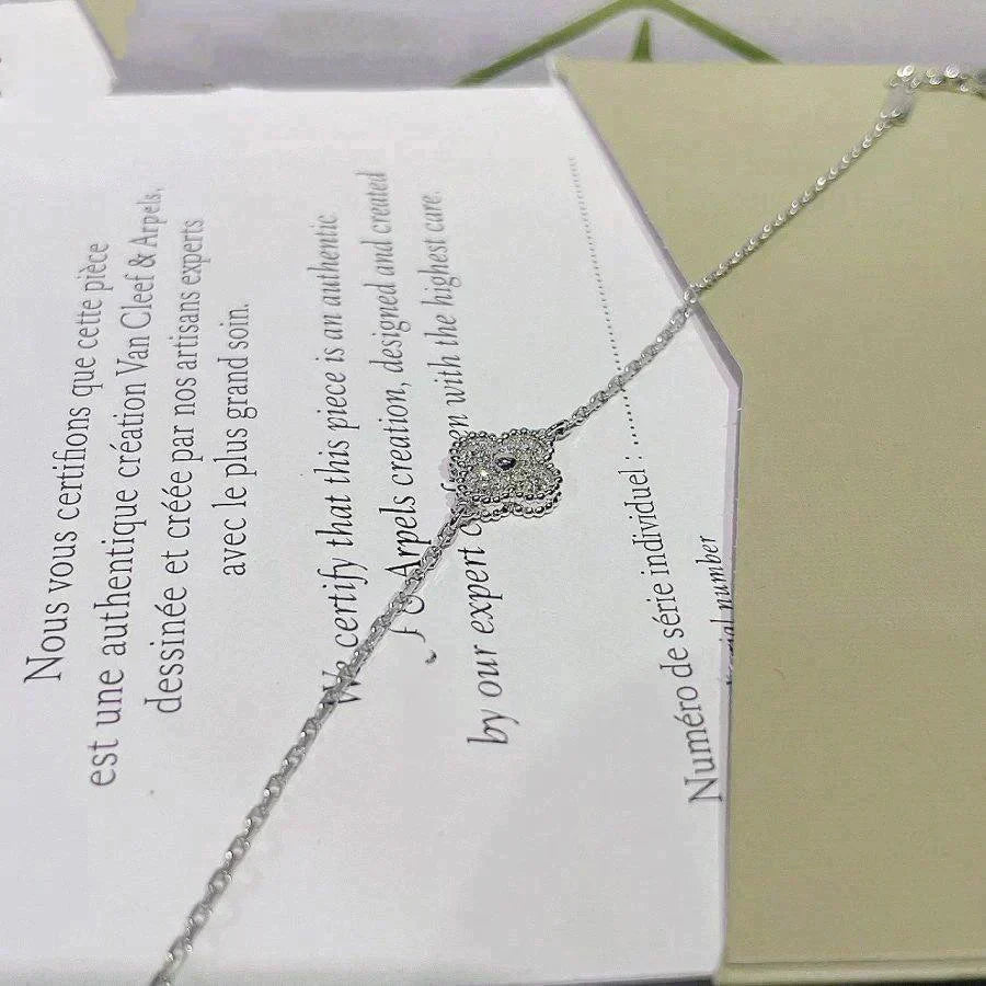 [⭐Mirelle]CLOVER  SINGLE FLOWER BRACELET SILVER