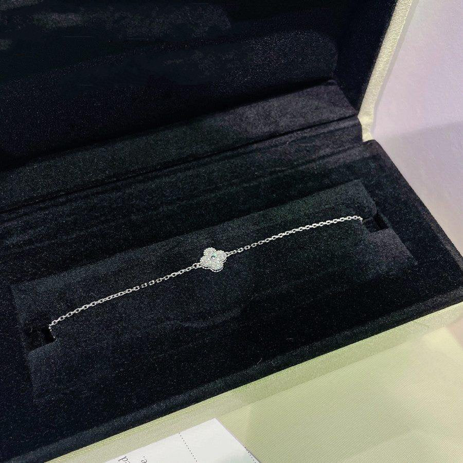 [⭐Mirelle]CLOVER  SINGLE FLOWER BRACELET SILVER