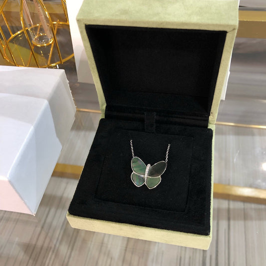 [⭐Mirelle]LARGE BUTTERFLY SILVER PENDANT DIAMOND NECKLACE
