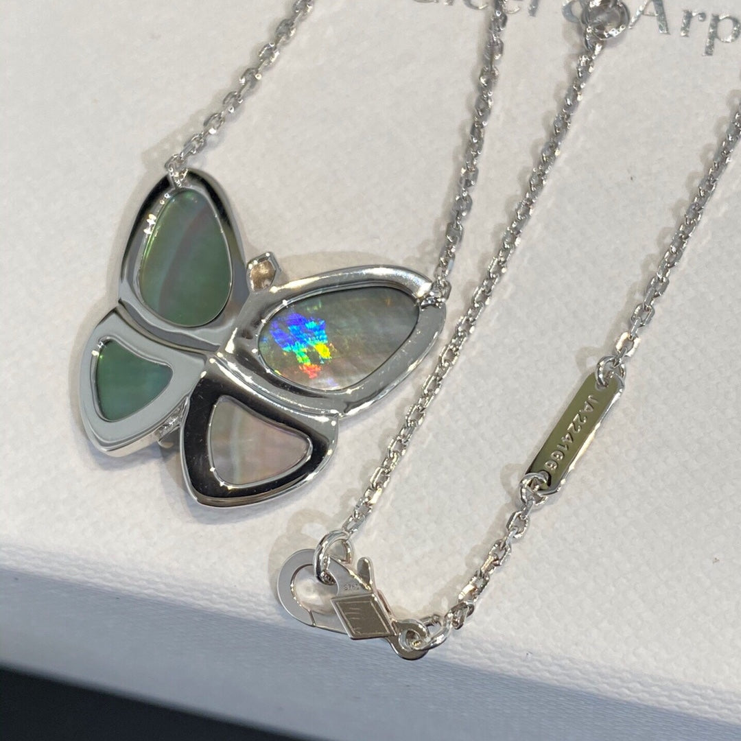 [⭐Mirelle]LARGE BUTTERFLY SILVER PENDANT DIAMOND NECKLACE