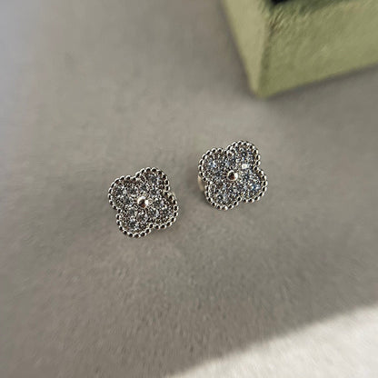 [⭐Mirelle]CLOVER MINI DIAMOND STUD EARRINGS